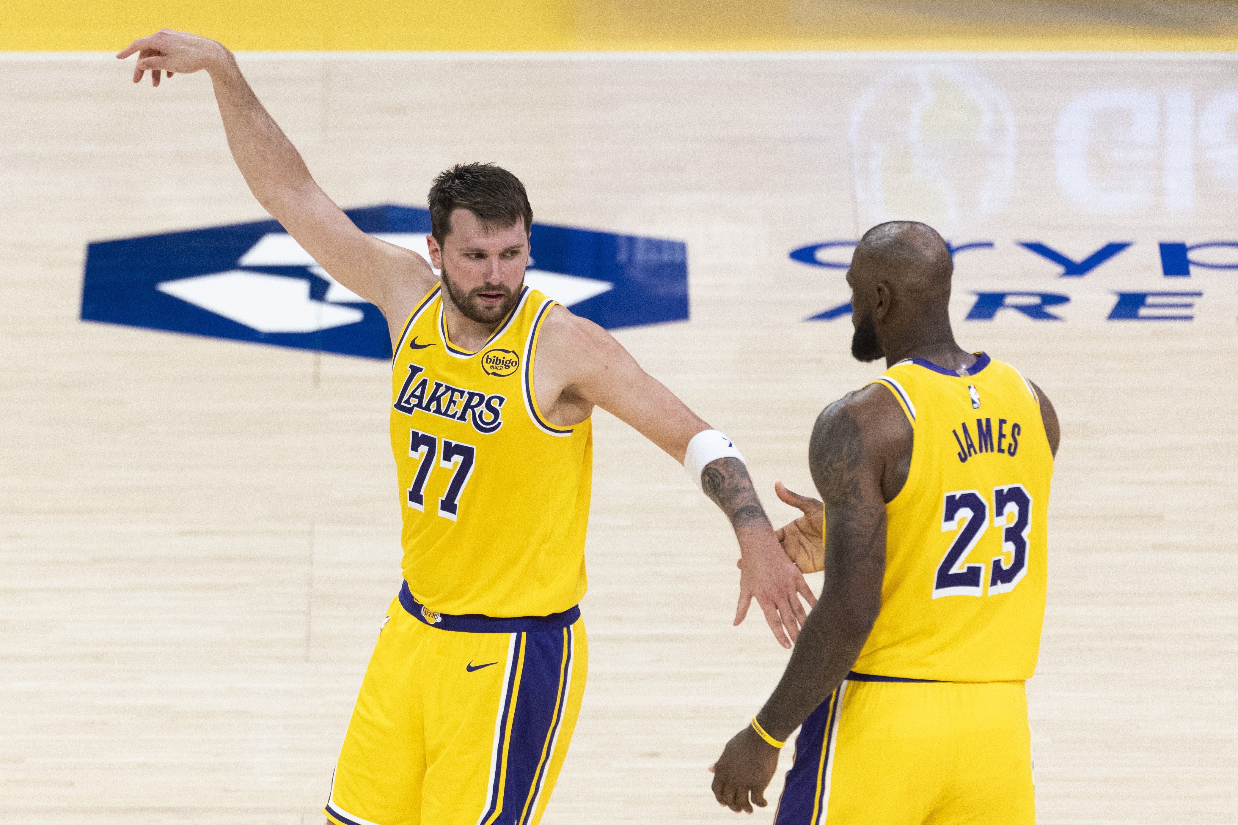 必一运动官方app-汤爹：詹姆斯仍是湖人队内最佳 东契奇哪方面比他强？